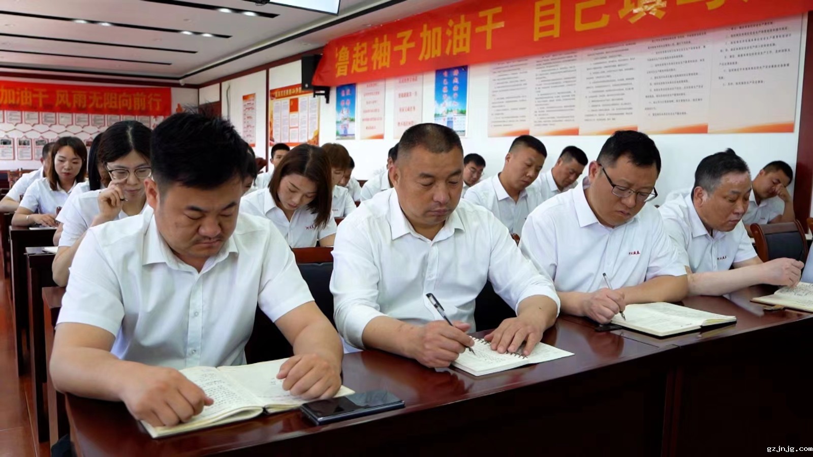 202307211716226f8fc860a34c46619b3cf7ee8a369c83 202307211716226f8fc860a34c46619b3cf7ee8a369c83