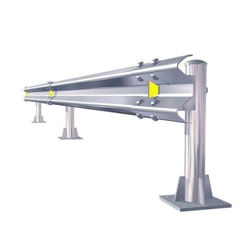 高速公路护栏板分为几种,安装时需要注意什么?